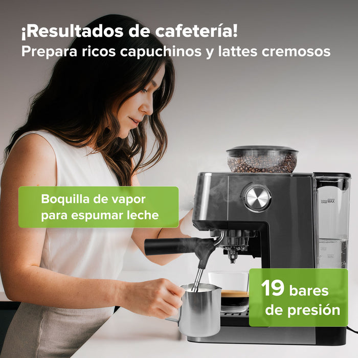 Máquina de café espresso 2.8L con molino, espumador y 19 bares de presión