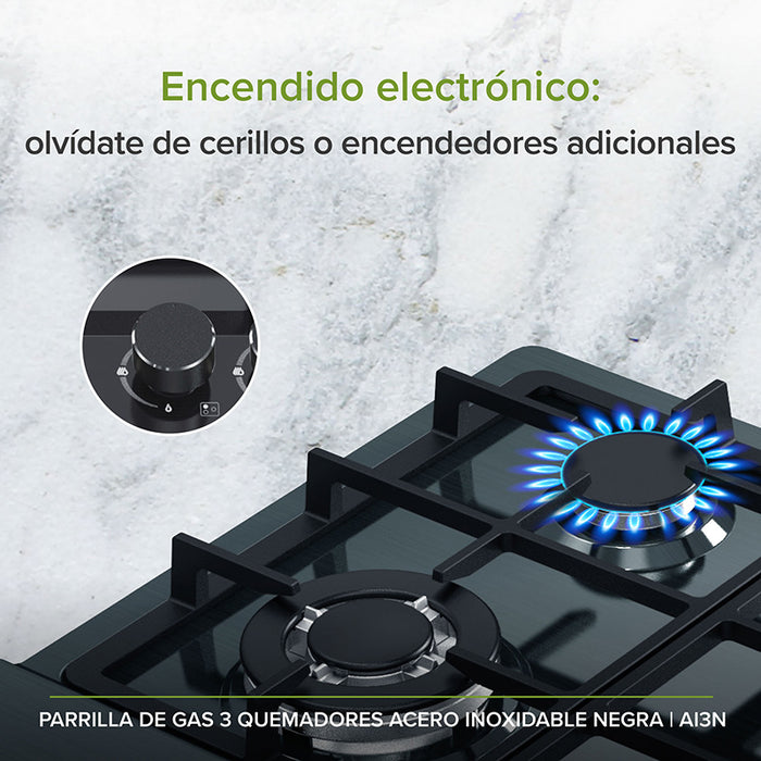 Quemadores de la parrilla de acero inoxidable y perillas para encendido electrónico.