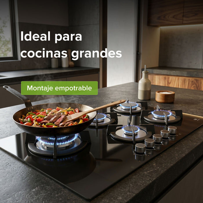 Parrilla de gas empotrable con 5 quemadores en vidrio templado negro instalada en una cocina moderna.